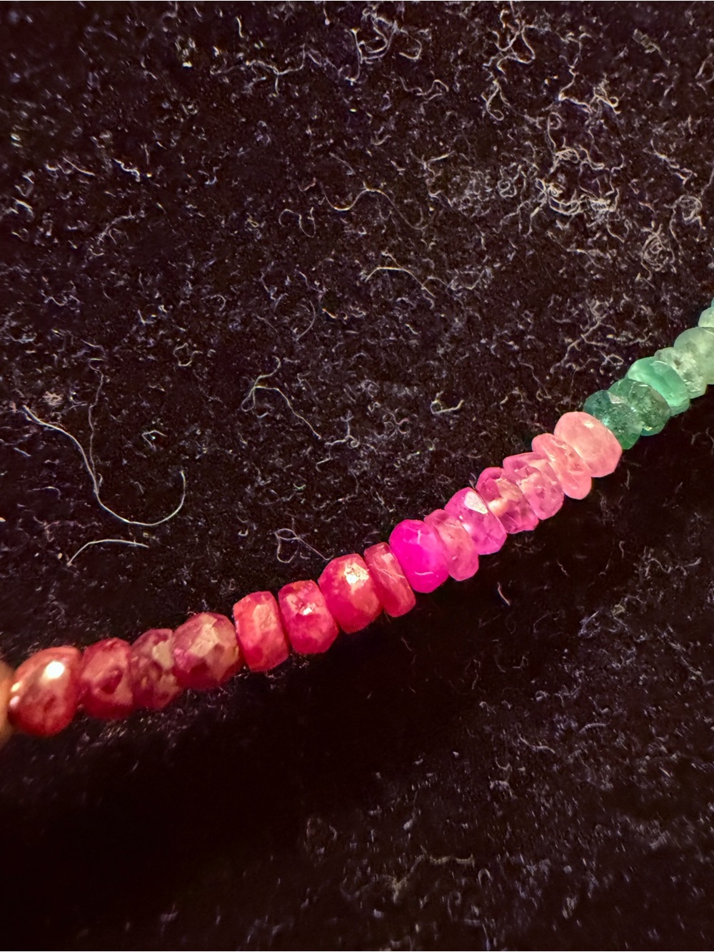14K Gold (585) Rainbow Sapphire Gemstone Necklace - Picture 4 of 10
